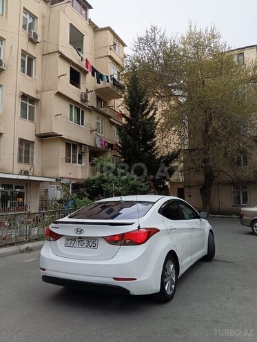 Hyundai Elantra 2015, 257,000 km - 1.8 l - Bakı
