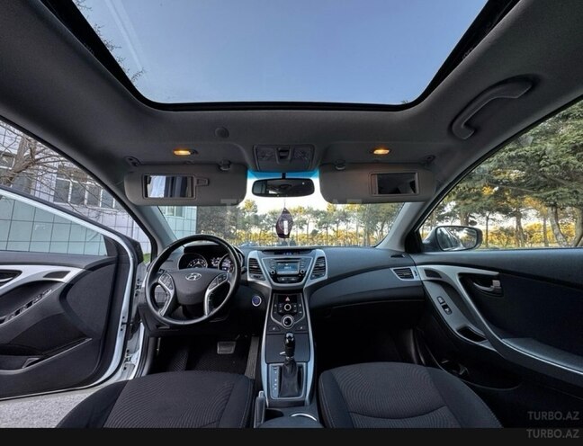Hyundai Elantra 2015, 40,613 km - 1.8 l - Bakı