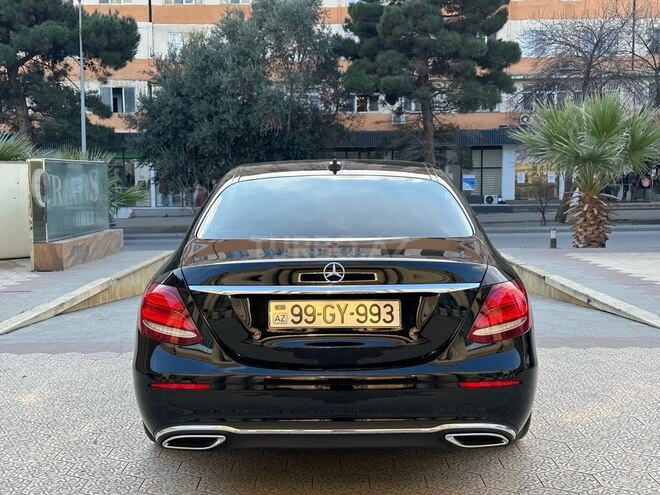 Mercedes E 220 d 2017, 197,000 km - 2.2 l - Bakı