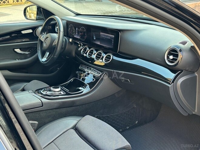 Mercedes E 220 d 2017, 197,000 km - 2.2 l - Bakı