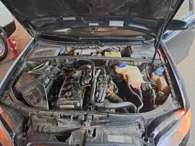 Audi A4 2007, 335,000 km - 2.0 л - Bakı