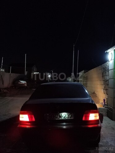 BMW 318 1994, 347,000 km - 1.8 l - Bakı