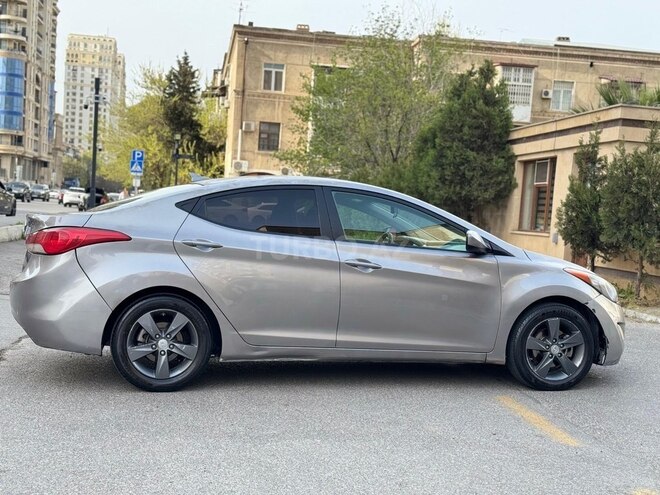 Hyundai Elantra 2013, 226,918 km - 1.8 l - Bakı