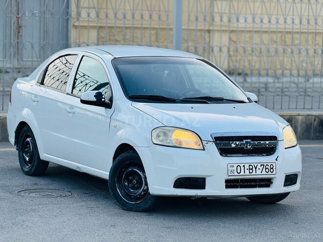Chevrolet Aveo-1