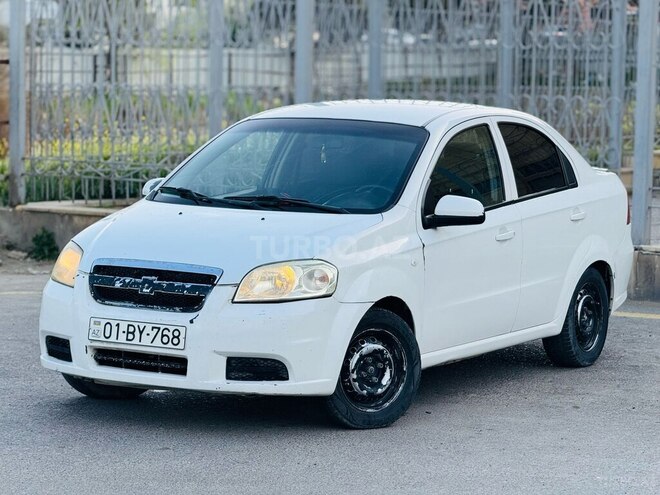 Chevrolet Aveo-5