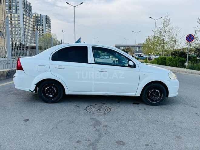 Chevrolet Aveo-7