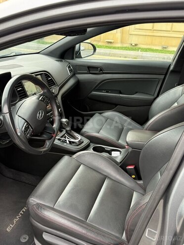 Hyundai Elantra 2017, 65,000 km - 1.6 l - Bakı