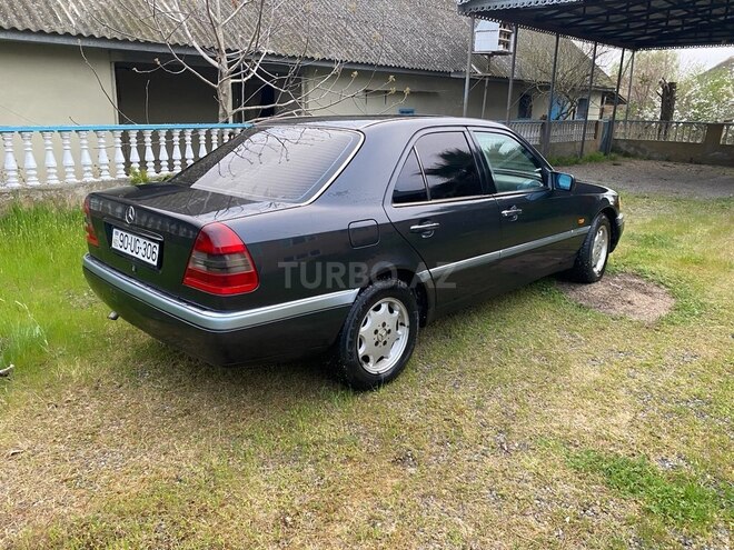 Mercedes C 250 d 1995, 370,000 km - 2.5 l - Masallı
