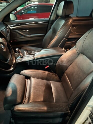 BMW 528 2014, 253,000 km - 2.0 l - Bakı