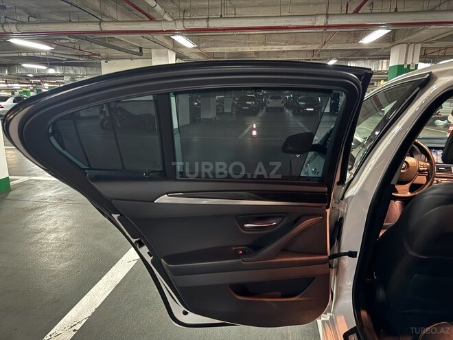 BMW 528 2014, 253,000 km - 2.0 l - Bakı