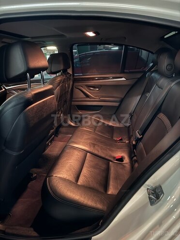 BMW 528 2014, 253,000 km - 2.0 l - Bakı