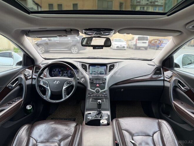 Hyundai Grandeur 2015, 211,000 km - 2.2 l - Bakı