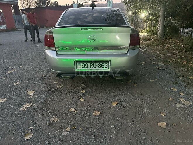 Opel Vectra 2006, 182,000 km - 1.9 l - Şəki