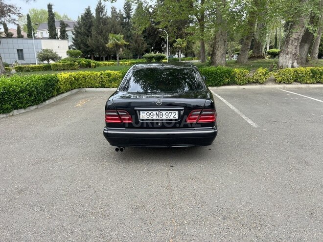 Mercedes E 270 2001, 307,000 km - 2.7 l - Mingəçevir