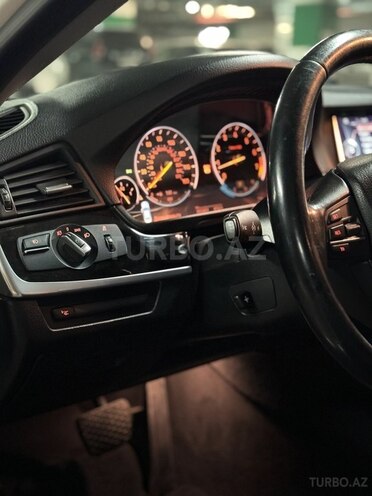 BMW 528 2014, 253,000 km - 2.0 l - Bakı
