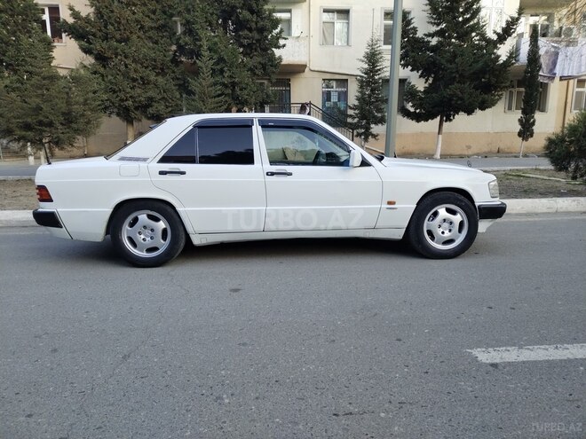 Mercedes 190 1991, 314,000 km - 2.0 l - Sumqayıt