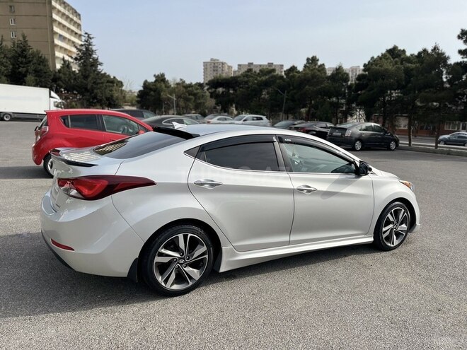 Hyundai Elantra 2016, 82,500 km - 1.8 l - Bakı