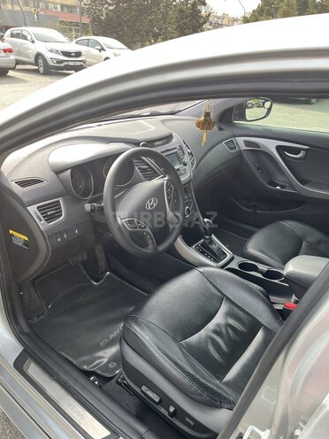 Hyundai Elantra 2016, 82,500 km - 1.8 l - Bakı