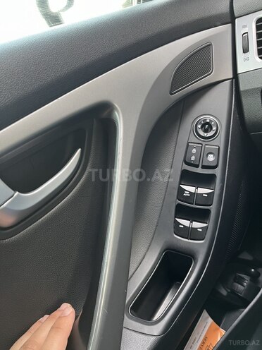 Hyundai Elantra 2016, 82,500 km - 1.8 l - Bakı