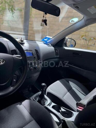 Hyundai i30 2009, 163,000 km - 1.4 л - Şamaxı