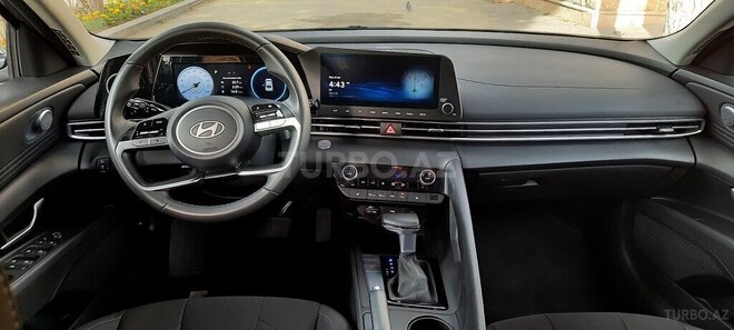 Hyundai Elantra 2024, 33,000 km - 1.6 л - Bakı