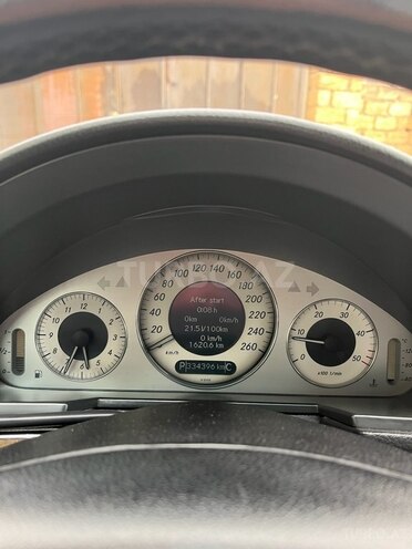 Mercedes E 220 d 2003, 334,390 km - 2.2 l - Bakı