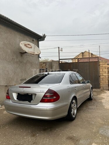 Mercedes E 220 d 2003, 334,390 km - 2.2 l - Bakı