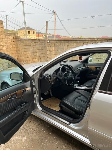 Mercedes E 220 d 2003, 334,390 km - 2.2 l - Bakı