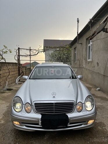 Mercedes E 220 d 2003, 334,390 km - 2.2 l - Bakı