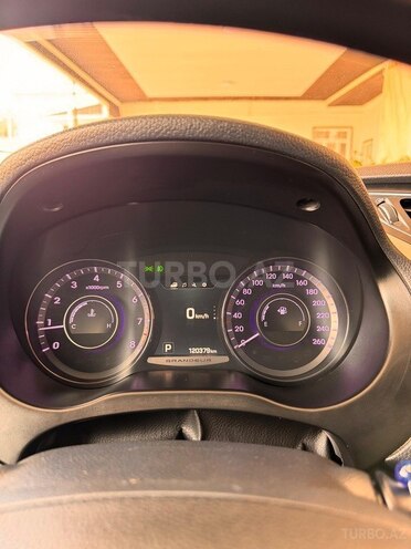 Hyundai Grandeur 2015, 120,000 km - 2.4 л - Naftalan