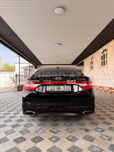 Hyundai Grandeur 2015, 120,000 km - 2.4 л - Naftalan