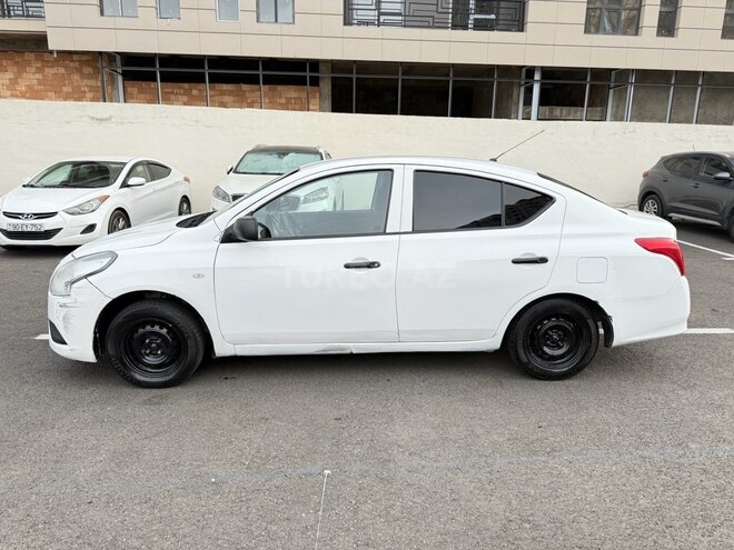 Nissan Sunny 2019, 200,000 km - 1.5 л - Bakı