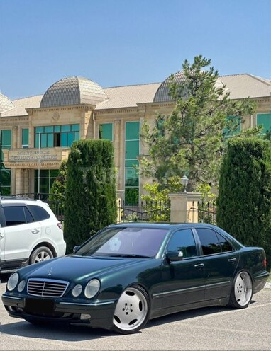 Mercedes E 240 1999, 340,242 km - 2.4 l - Bakı