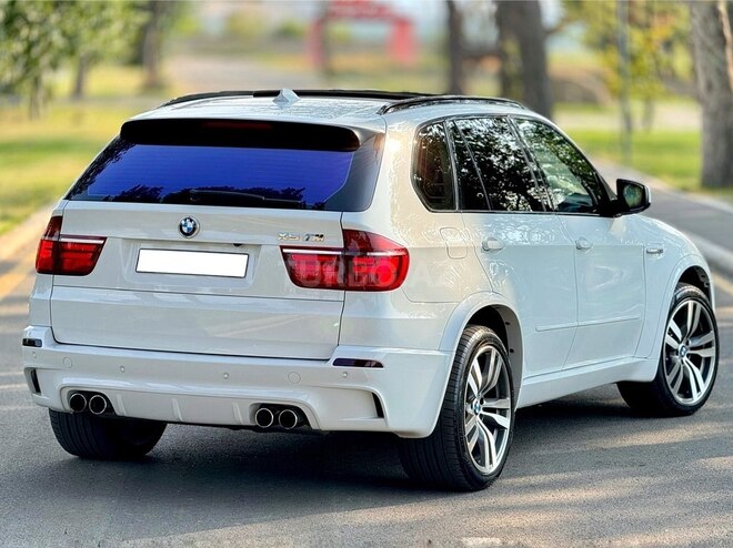 BMW X5 2011, 156,000 km - 4.4 l - Gəncə