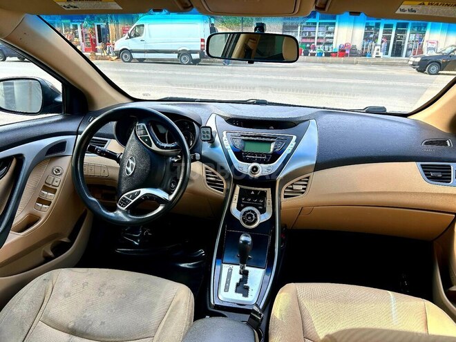 Hyundai Elantra 2011, 289,688 km - 1.8 l - Ağcabədi