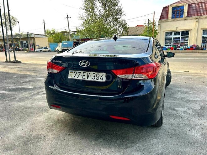 Hyundai Elantra 2011, 289,688 km - 1.8 l - Ağcabədi