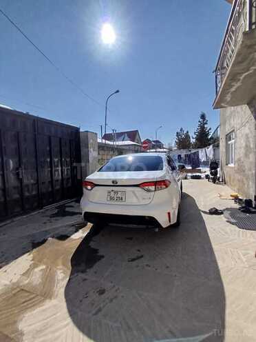 Toyota  2024, 17,000 km - 1.8 l - Bakı
