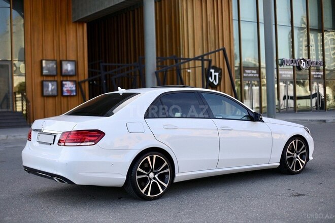 Mercedes E 220 d 2015, 178,000 km - 2.2 л - Bakı