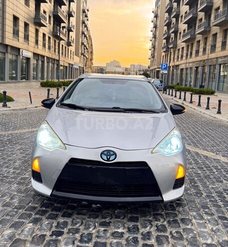 Toyota Prius C 2012, 161,000 km - 1.5 l - Bakı