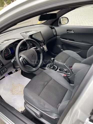 Hyundai i30 2010, 309,000 km - 1.6 l - Şirvan