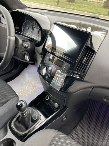 Hyundai i30 2010, 309,000 km - 1.6 l - Şirvan