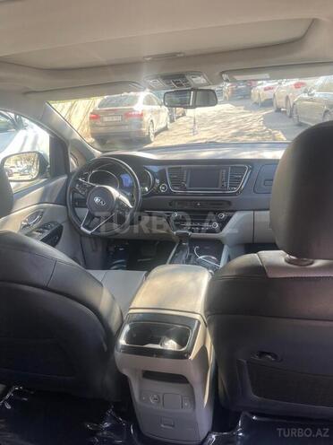 Kia Carnival 2018, 124,000 km - 2.2 l - Bakı