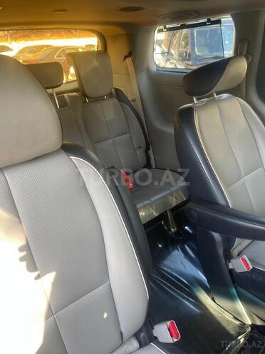 Kia Carnival 2018, 124,000 km - 2.2 l - Bakı
