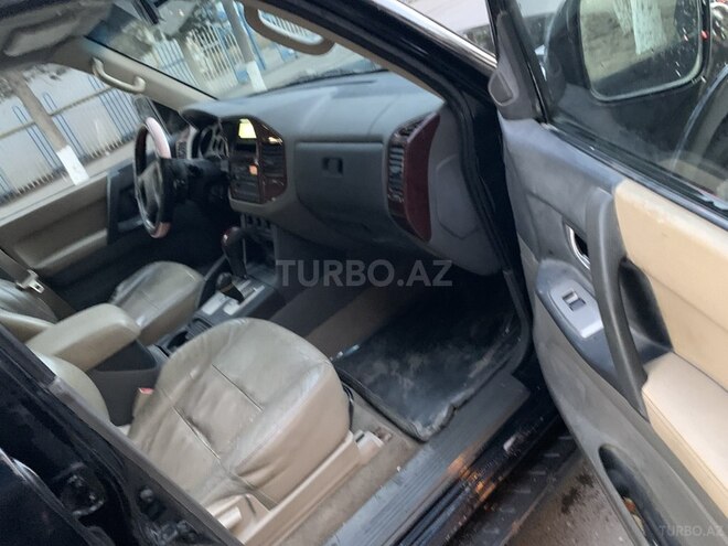Mitsubishi Pajero 2006, 201,041 km - 3.0 л - Sumqayıt