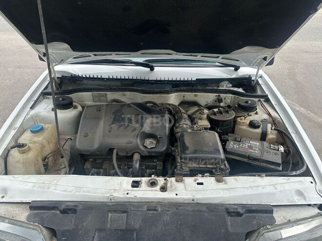 LADA (VAZ) 2115 2010, 140,000 km - 1.6 л - Bakı