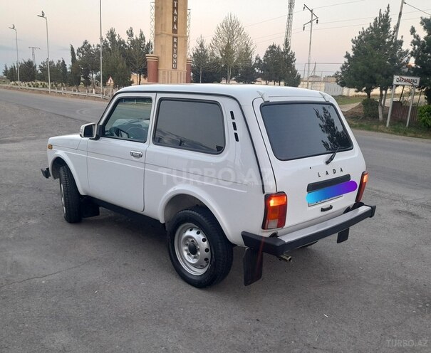LADA (VAZ) Niva 2009, 297,000 km - 1.7 l - Qazax