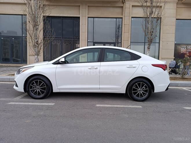 Hyundai Accent 2022, 26,300 km - 1.6 l - Bakı