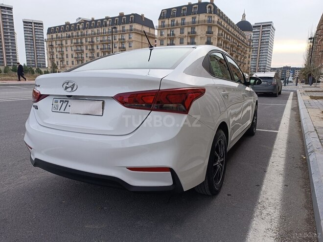 Hyundai Accent 2022, 26,300 km - 1.6 l - Bakı