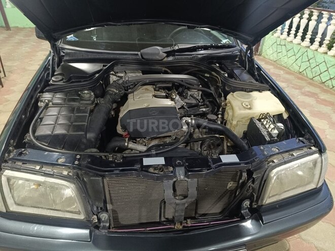 Mercedes C 200 2000, 333,000 km - 2.0 l - Masallı