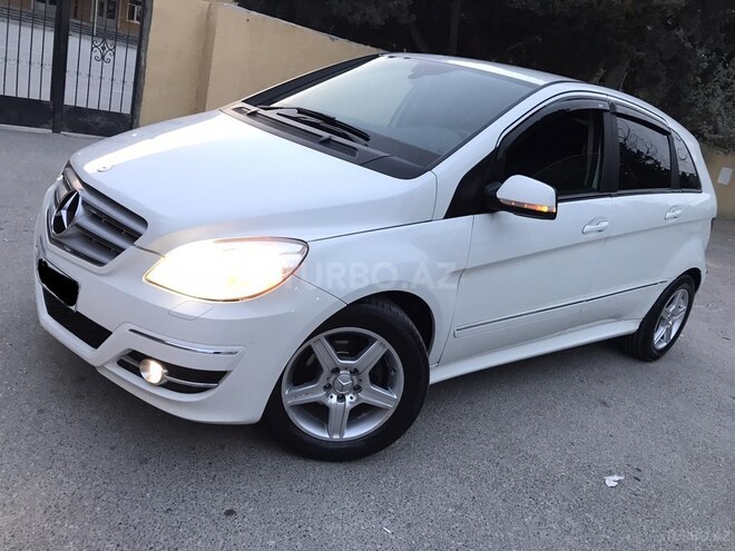 Mercedes B 180 2010, 169,000 km - 1.7 l - Sumqayıt